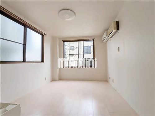 ネバーランド パートⅠの居間