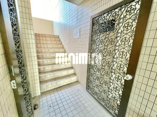 ナビオ杁中の玄関