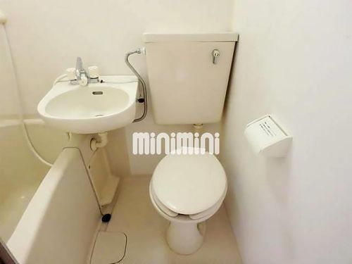 伸和ハイツの内装