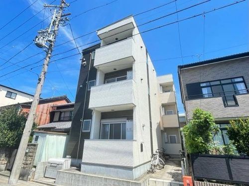HS津金の外観