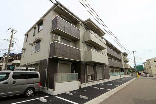 ワンウェーブ霞ヶ丘の外観