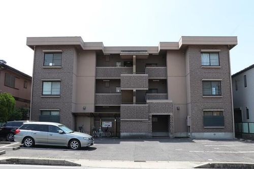 ベルグ本地の外観