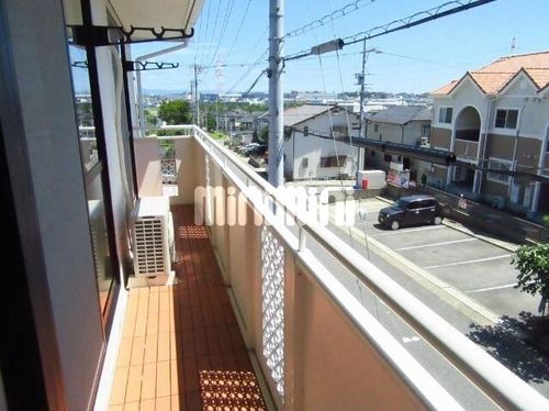 プランドール北山台 B棟の内装