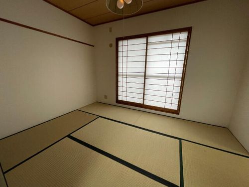 名西ハイツの居間