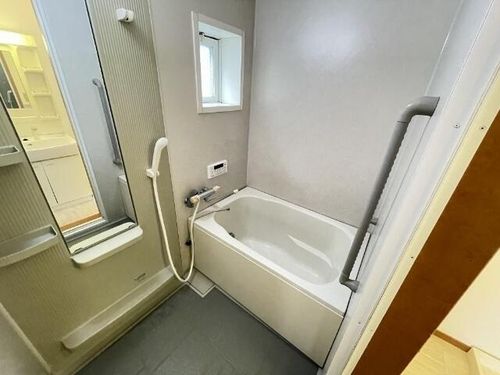 ウィステリア ガーデンの風呂