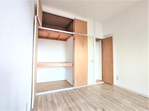 岩井橋ロイヤルハイツの内装