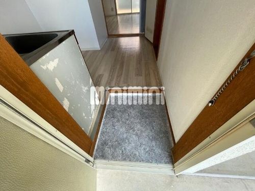 ハイム舞 B棟の玄関