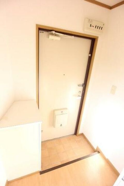 エクセル妙法寺の玄関
