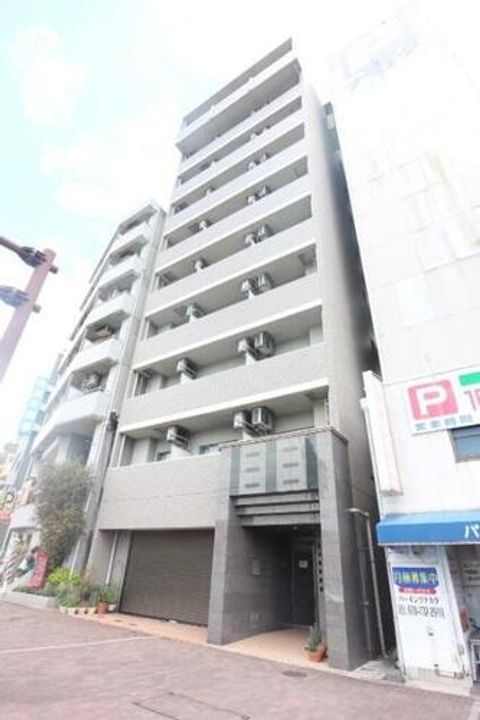 飛松高谷マンションの外観