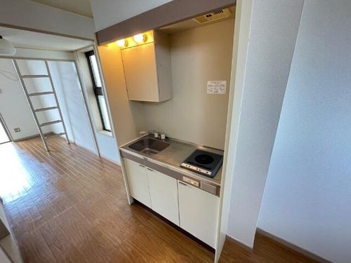 ヒルトップAのキッチン