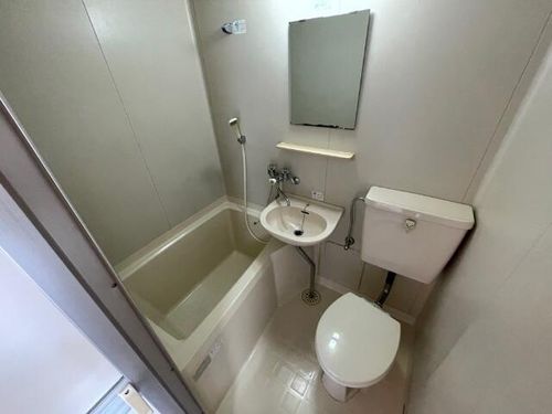 ヒルトップAの風呂