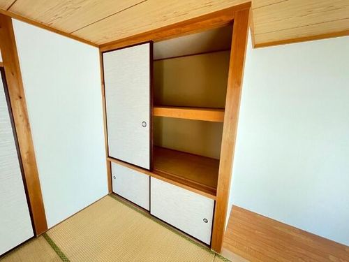 ドミール保呂の内装