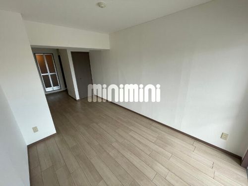 ヴィラ千成の居間