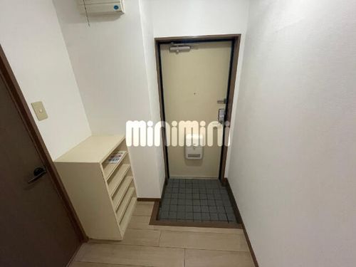 ヴィラ千成の玄関