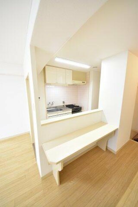 ダフネ二番館の居間