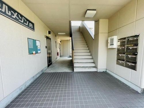 エクセルメゾンAの玄関