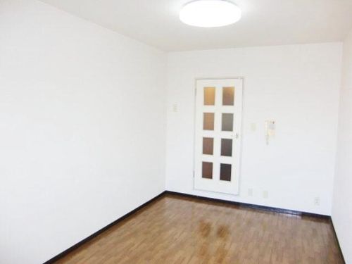 リアライズ西淡路の内装