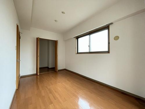 フラワーコート本町の居間