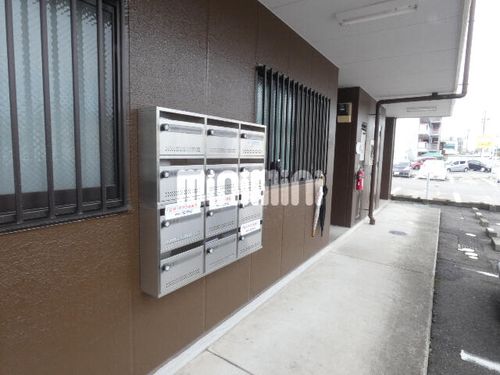 リンピアハッピーの玄関