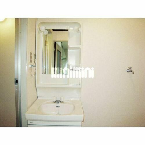 サープラスThree丘E棟の内装