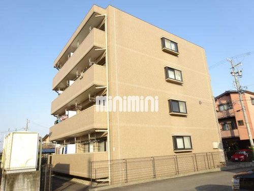 すずの樹ガーデンの外観