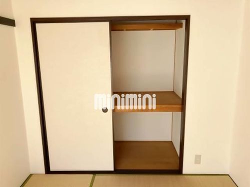 ハイツムツシの内装