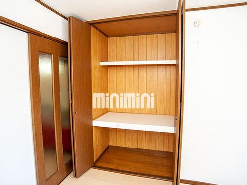 スプリングイーストの内装