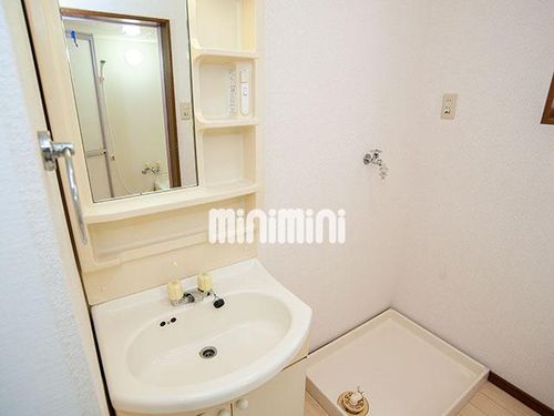 スプリングイーストの内装