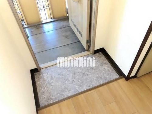 タウニー藤田の玄関