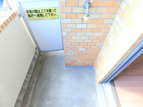 ル・シャルルのその他画像