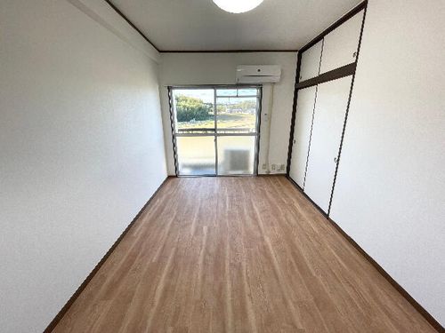 コーポ小島の居間