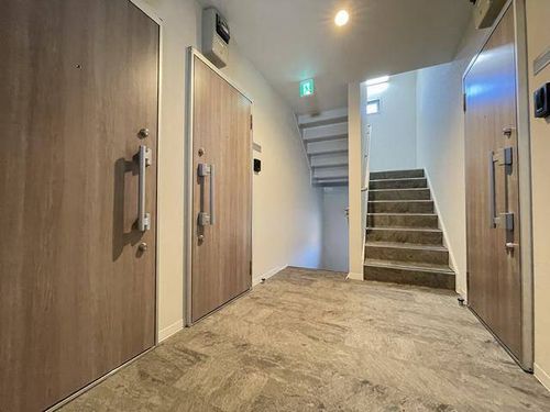 Infina春日井202の玄関