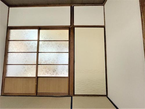 永井アパートの居間