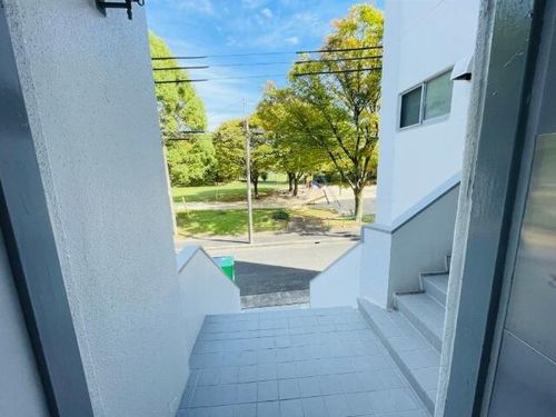 アートスクエアの玄関