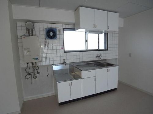 アートスクエアのキッチン