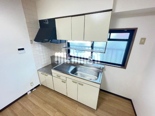 パレス安城のキッチン