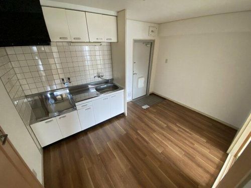 兵庫県神戸市長田区西山町3丁目(マンション)の賃貸物件の居間