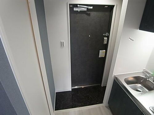 兵庫県神戸市須磨区戸政町1丁目(マンション)の賃貸物件の玄関