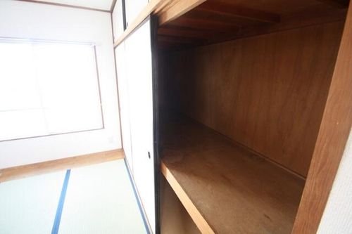 東島マンションの内装