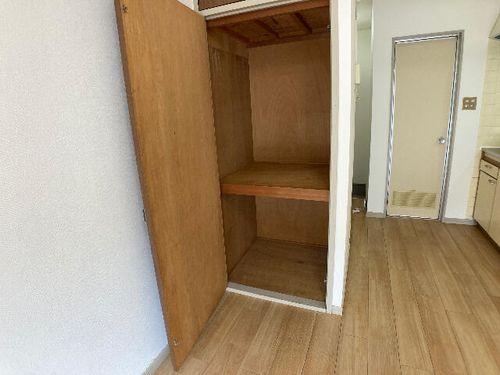 エクセレント・サン Bの内装