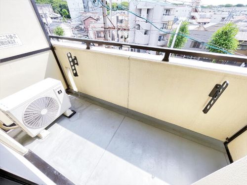 マジェスティシロトリの内装