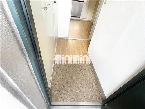 ニューポートマンションの玄関