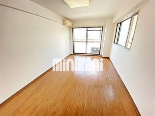 フォンティーヌ内田橋の居間