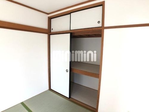 シャトレ六名 A棟の内装