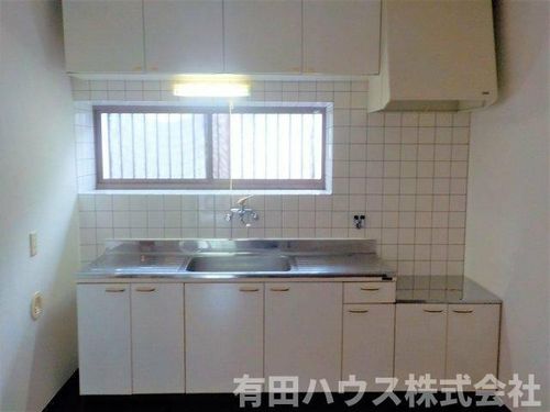 ファミリー四季105のキッチン