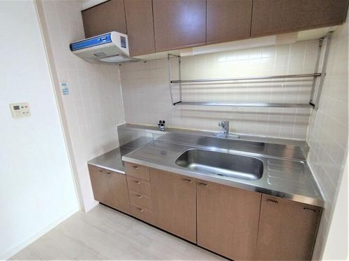 大阪府茨木市小柳町(マンション)の賃貸物件のキッチン