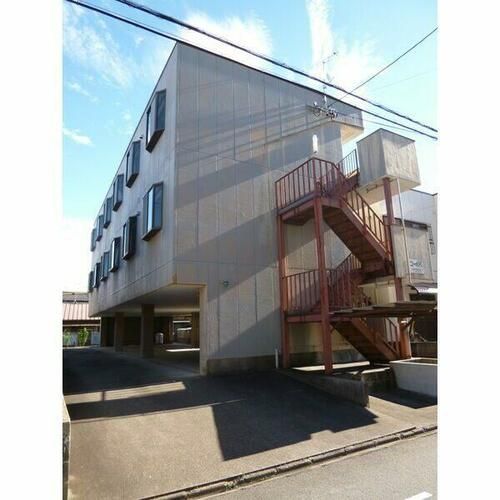 ウイング源兵衛3Bの外観