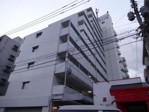 ホワイトパレス北九大前903の外観