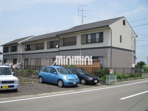 グランドコート ハットリの外観