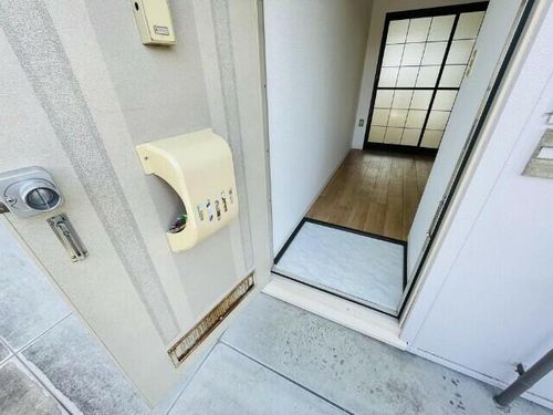 タウニー小崎の玄関